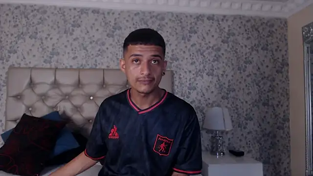 Snapshot of TurnerStar chatting on 03.30.26 TurnerStar online show from 03.30.26