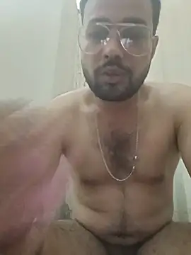 Snapshot of herochoclateboy chatting on 07.17.26 herochoclateboy online show from 07.17.26