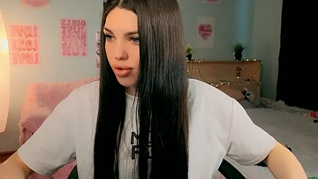 Snapshot of molly_rettyy chatting on 03.30.26 molly rettyy online show from 03.30.26