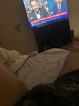 Snapshot of rocoparis chatting on 03.29.26 rocoparis online show from 03.29.26