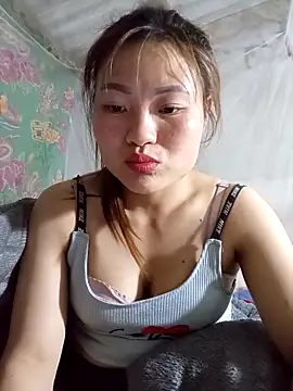 Snapshot of -Tipo- chatting on 03.31.26 -Tipo- online show from 03.31.26