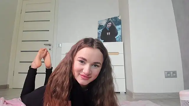 AlinaLuxxx online show from 05.15.26