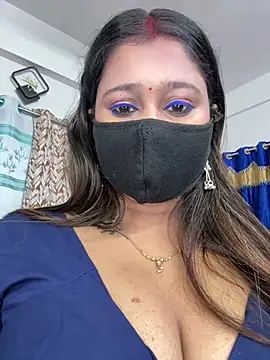 Snapshot of Sweet-Ellina chatting on 05.01.26 Sweet-Ellina online show from 05.01.26