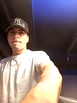 Snapshot of nico_herrera__ chatting on 04.05.26 nico herrera online show from 04.05.26