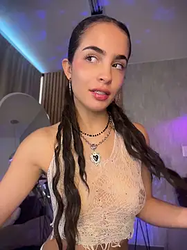 Snapshot of EmmaVonn chatting on 04.20.26 EmmaVonn online show from 04.20.26