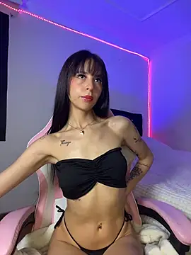 its Lia 1 online show from 04.02.26