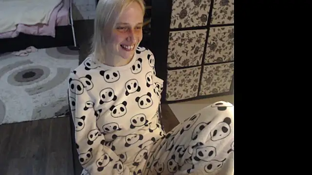 Snapshot of Sweet_hot_shrmp chatting on 04.07.26 Sweet hot shrmp online show from 04.07.26