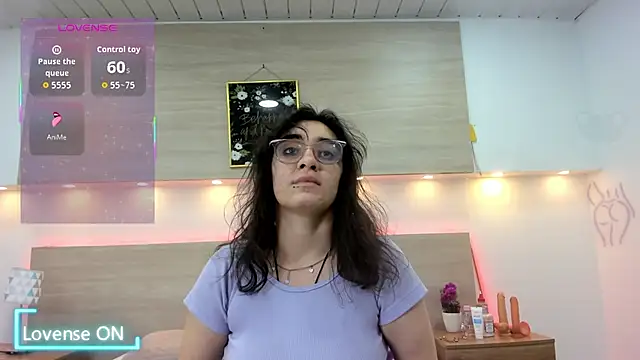 Ellaa honey online show from 04.11.26