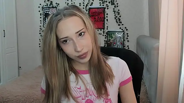 Emmarayder online show from 05.04.26