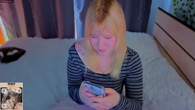 unburnedgirl online show from 05.10.26