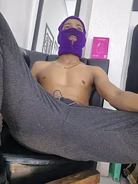 Snapshot of big_cock2016 chatting on 06.08.26 big cock2016 online show from 06.08.26