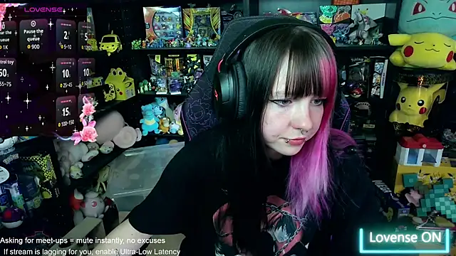 CutieTracer online show from 06.10.26