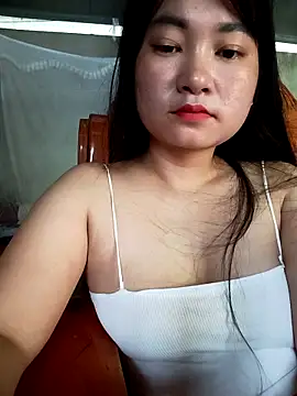 Snapshot of Linh_Hoang chatting on 05.28.26 Linh Hoang online show from 05.28.26