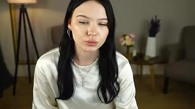 Snapshot of NeliaPotestio chatting on 03.31.26 NeliaPotestio online show from 03.31.26