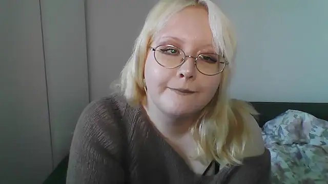 Elayne Sweet online show from 04.15.26