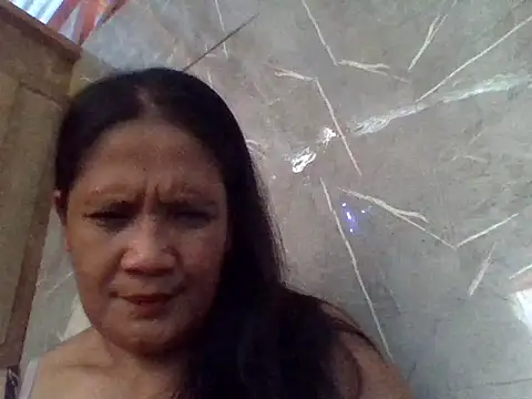 Snapshot of PinayZaira chatting on 06.15.26 PinayZaira online show from 06.15.26