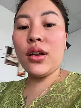 Lina-Naughty online show from 04.21.26