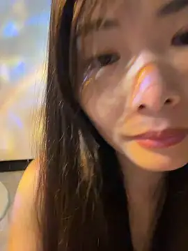 Snapshot of Xiaoyunduo1 chatting on 04.19.26 Xiaoyunduo1 online show from 04.19.26