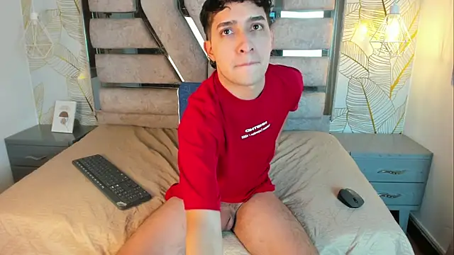 Alantaylorr  online show from 05.15.26