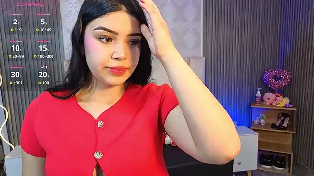 Snapshot of ELA_TAY1 chatting on 04.27.26 ELA TAY1 online show from 04.27.26
