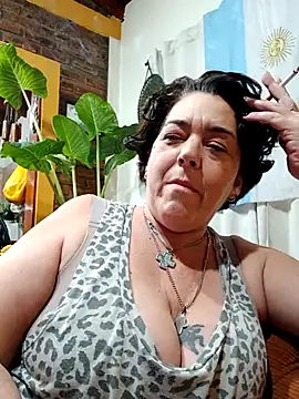 Snapshot of relaxnamaste chatting on 06.25.26 relaxnamaste online show from 06.25.26