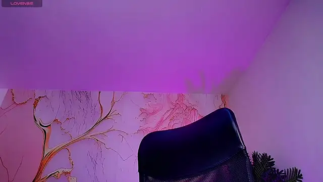 Snapshot of cherry_latiinn19 chatting on 05.12.26 cherry latiinn19 online show from 05.12.26