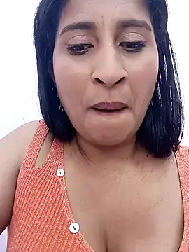 SofiaMendez1  online show from 04.18.26