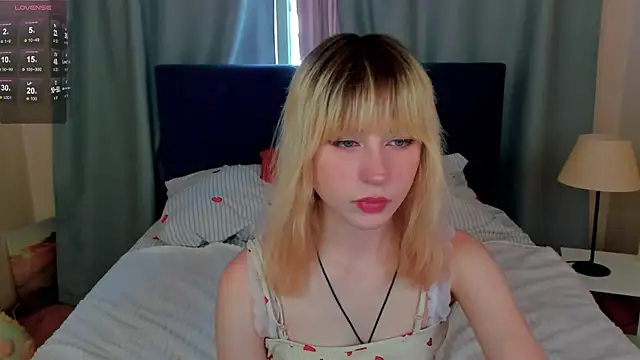 MiaKimiko online show from 06.08.26