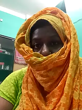 Snapshot of Adihotgirl-97 chatting on 04.02.26 Adihotgirl-97 online show from 04.02.26