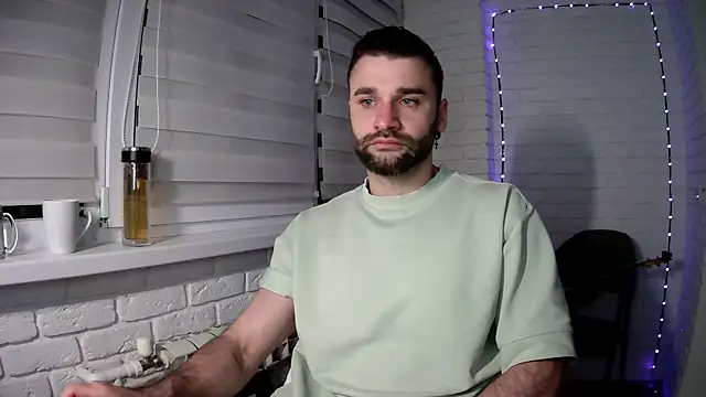DaddySlava online show from 04.20.26