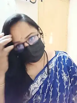 Snapshot of monisha_cam chatting on 06.30.26 monisha cam online show from 06.30.26
