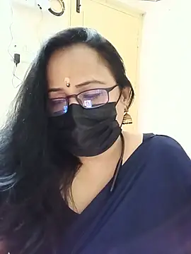 Snapshot of monisha_cam chatting on 07.14.26 monisha cam online show from 07.14.26