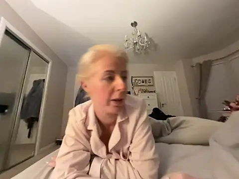 Laylaskyexx online show from 05.22.26