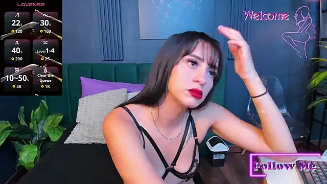Alicecoule  online show from 05.07.26