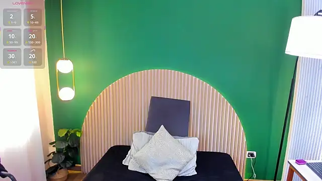 Alicecoule  online show from 06.26.26