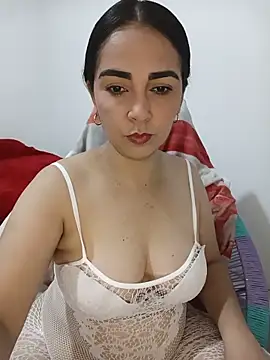 Emily Divi69 online show from 05.13.26
