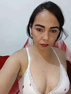 Snapshot of Emily_Divi69 chatting on 06.23.26 Emily Divi69 online show from 06.23.26