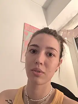 ulika 200419 online show from 05.07.26