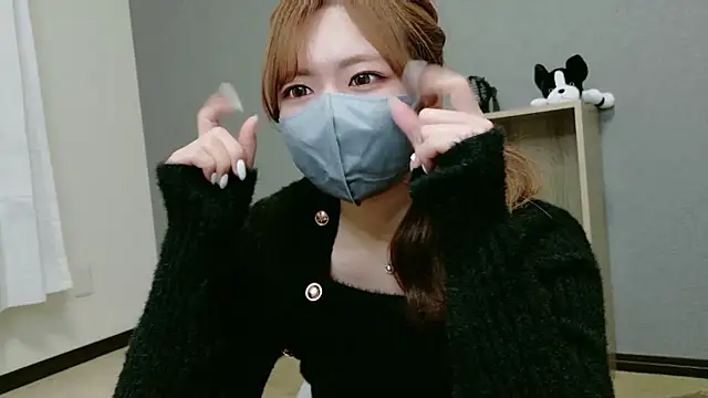 YUA 0425 online show from 05.02.26