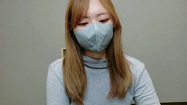 YUA 0425 online show from 05.03.26