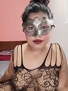 Maskedcurves online show from 06.29.26