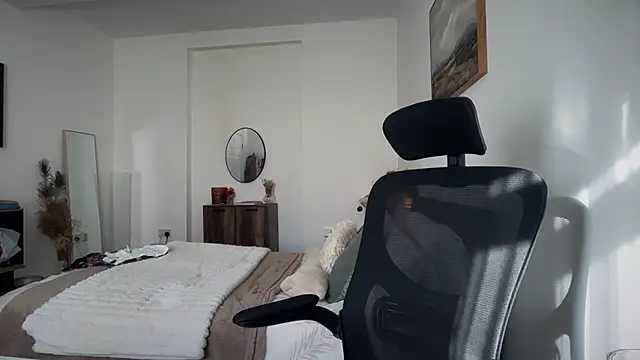YasminLace online show from 04.29.26