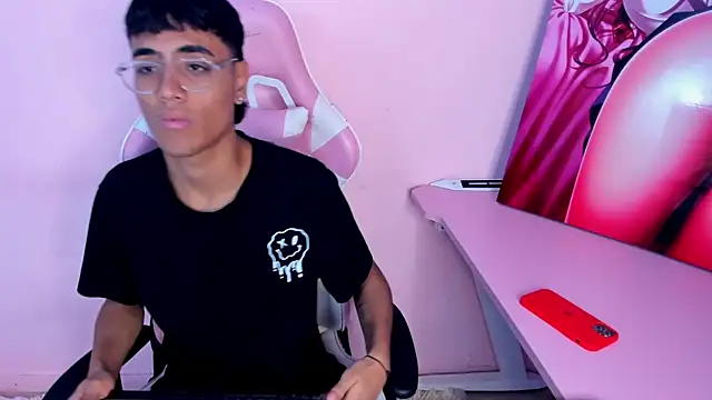 DannTaylor online show from 04.08.26