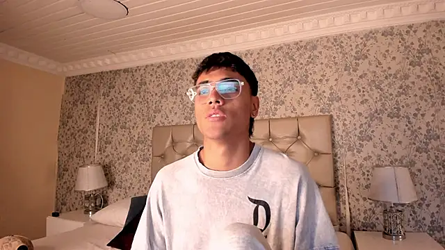 DannTaylor online show from 04.09.26