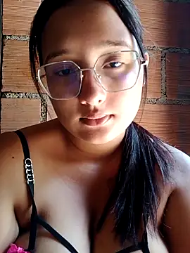 naughty girl hot  online show from 04.04.26