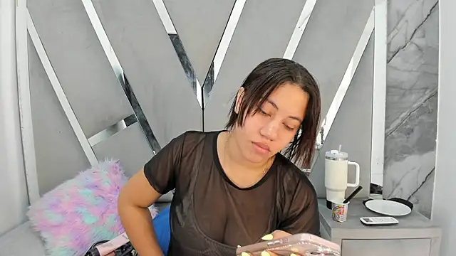 Snapshot of Daphne_cuteht chatting on 04.11.26 Daphne cuteht online show from 04.11.26