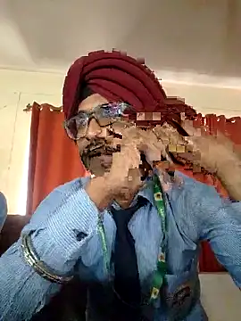 Snapshot of slim_guy22 chatting on 04.04.26 slim guy22 online show from 04.04.26