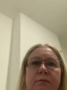 MilaLila204 online show from 04.19.26