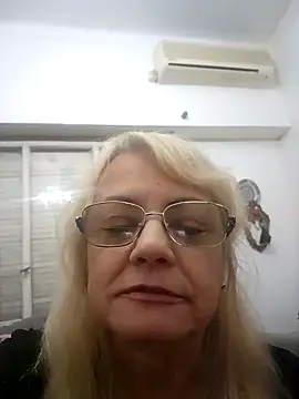 MatureElegantWidow online show from 05.06.26