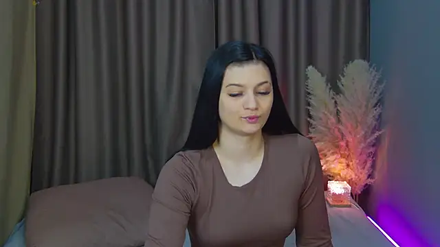 JennyJordans online show from 04.12.26